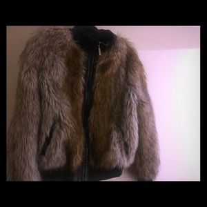 Faux fur jacket size xL fits more like M/L